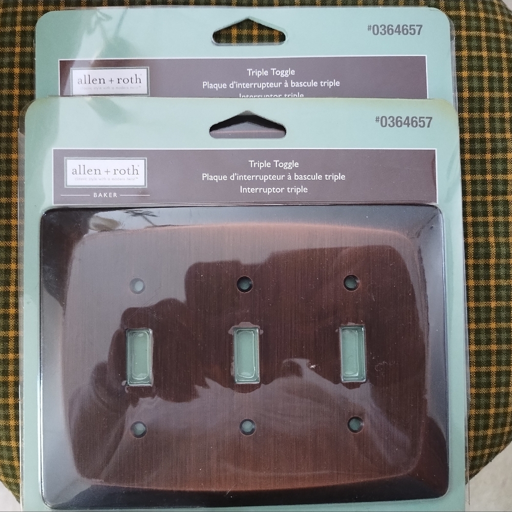 New unopened (Set of 2) Allen + Roth 3-Gang Toggle Wall Plates